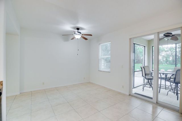 617 Carriage Lake Way, Vero Beach, FL 32968