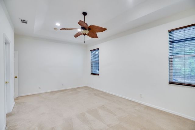 617 Carriage Lake Way, Vero Beach, FL 32968