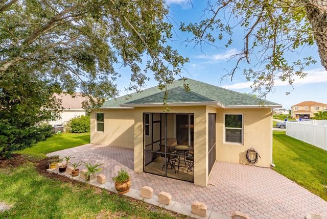 617 Carriage Lake Way, Vero Beach, FL 32968