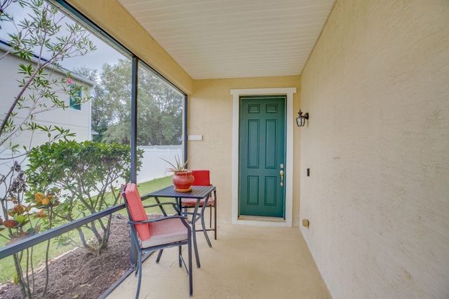 617 Carriage Lake Way, Vero Beach, FL 32968