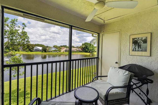 12829 Briarlake Drive 201, Palm Beach Gardens, FL 33418