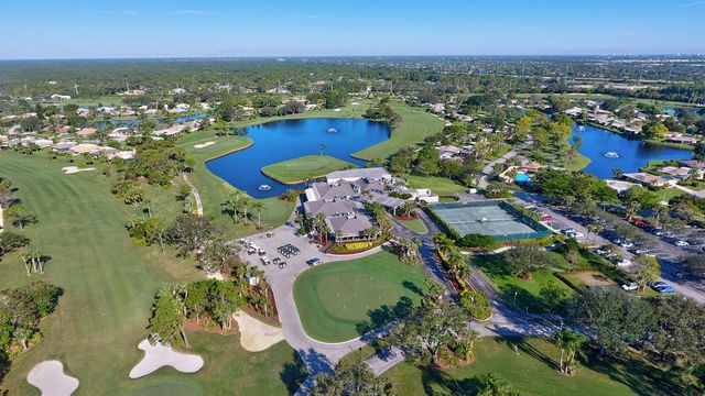12829 Briarlake Drive 201, Palm Beach Gardens, FL 33418