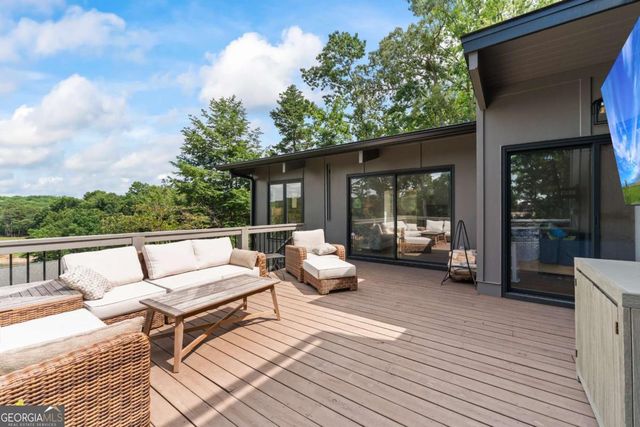 6570 Bermuda Lane, Flowery Branch, GA 30542