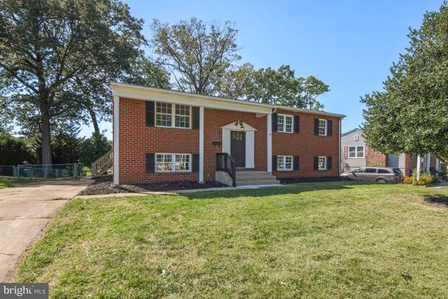 1324 PLEASANT VALLEY DR, Catonsville, MD 21228