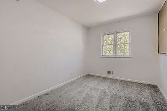1324 PLEASANT VALLEY DR, Catonsville, MD 21228