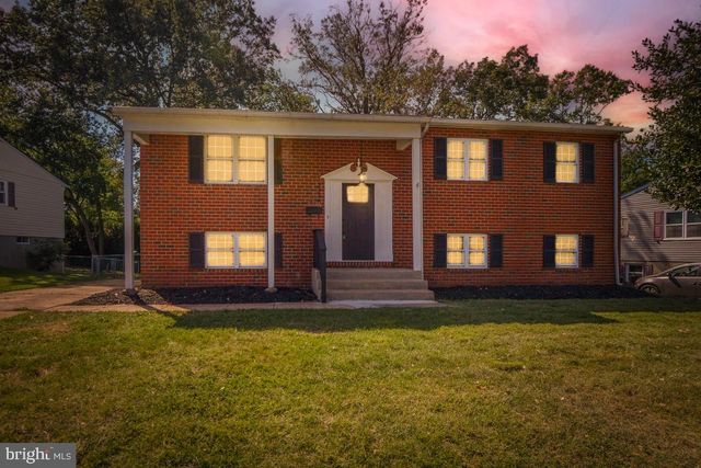 1324 PLEASANT VALLEY DR, Catonsville, MD 21228