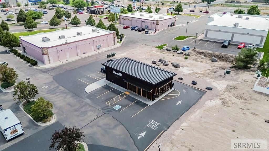 Image 15 of property listing at 4185 Pole Line Road, Pocatello, ID 83202