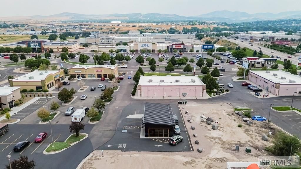 Image 16 of property listing at 4185 Pole Line Road, Pocatello, ID 83202