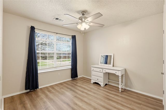 201 Jacob Drive, Glenn Heights, TX 75154