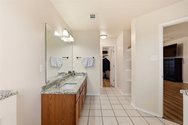 201 Jacob Drive, Glenn Heights, TX 75154