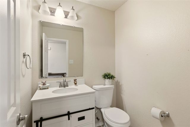 201 Jacob Drive, Glenn Heights, TX 75154