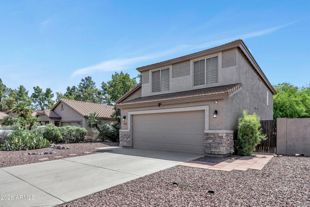 843 W BRUCE Avenue, Gilbert, AZ 85233 — photo 3