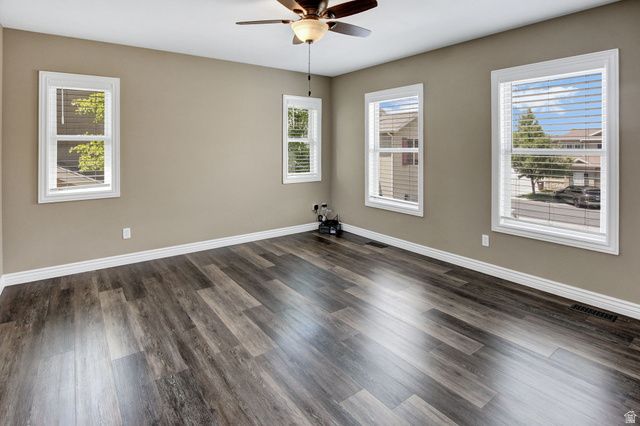 1409 E VERONA CREEK WAY, South Ogden, UT 84405