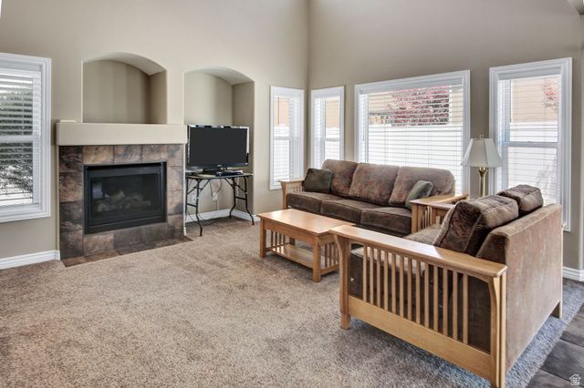 1409 E VERONA CREEK WAY, South Ogden, UT 84405
