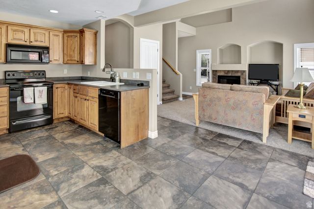 1409 E VERONA CREEK WAY, South Ogden, UT 84405