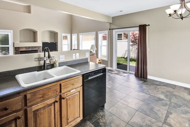 1409 E VERONA CREEK WAY, South Ogden, UT 84405