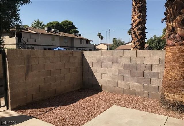 3500 Mercury Street G, North Las Vegas, NV 89030