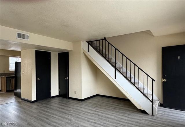 3500 Mercury Street G, North Las Vegas, NV 89030