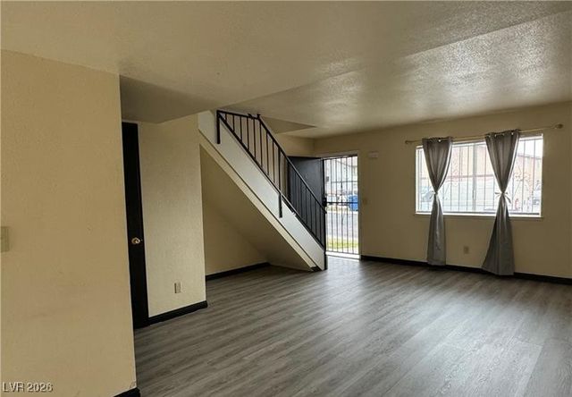 3500 Mercury Street G, North Las Vegas, NV 89030