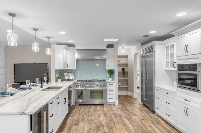 1320 52ND AVENUE NE, St Petersburg, FL 33703