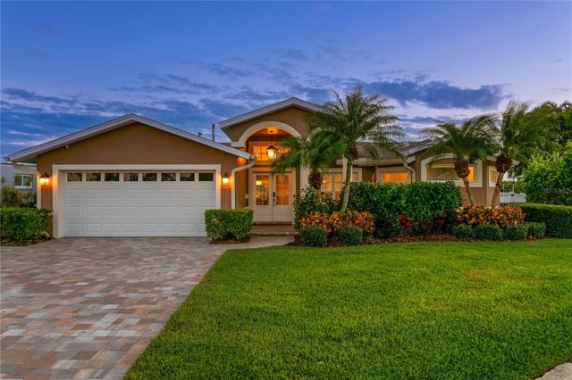1320 52ND AVENUE NE, St Petersburg, FL 33703
