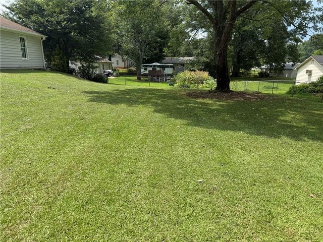 3165 Delhi Drive, Powder Springs, GA 30127