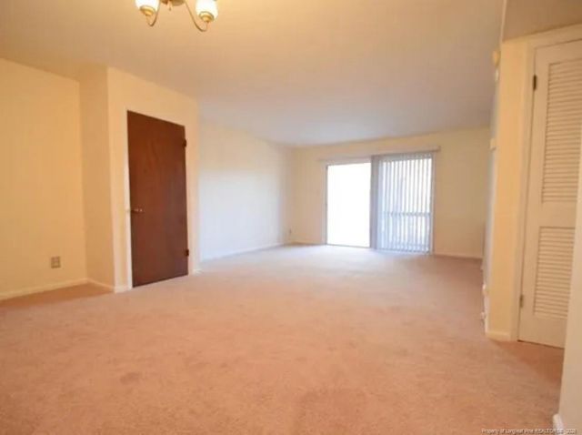 629 Gables Court, Fayetteville, NC 28301