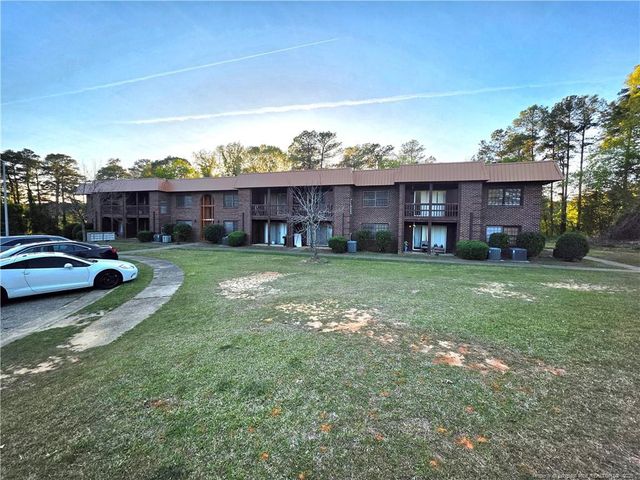 629 Gables Court, Fayetteville, NC 28301