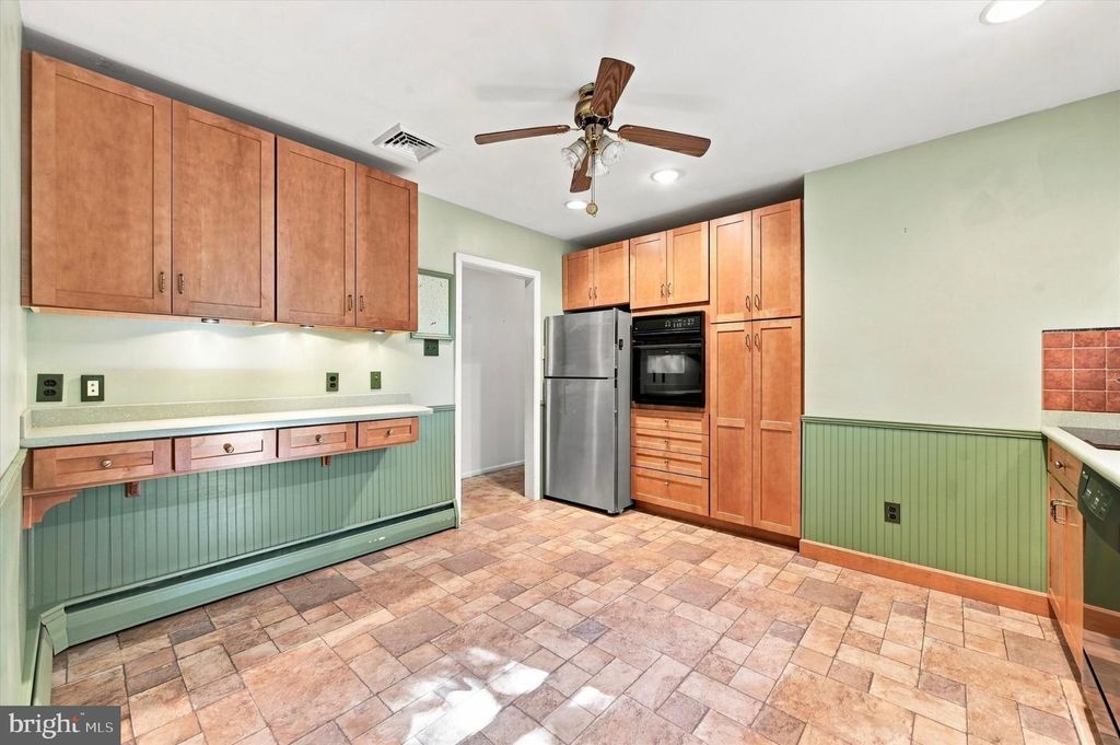 2365 OVERLOOK DR #2365, ASTON, PA 19014 — photo 5
