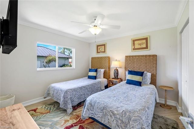 711 Tigertail CT, Marco Island, FL 34145