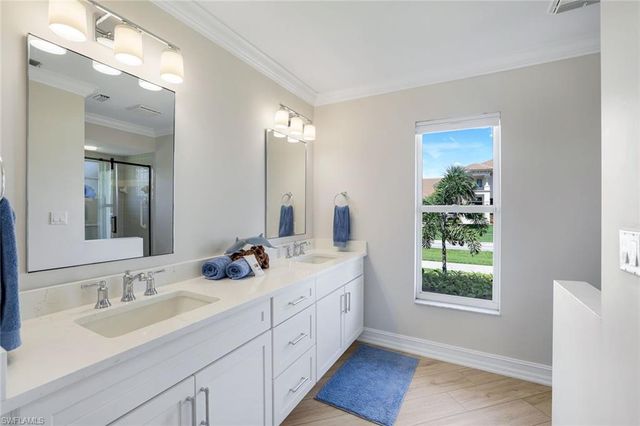 711 Tigertail CT, Marco Island, FL 34145