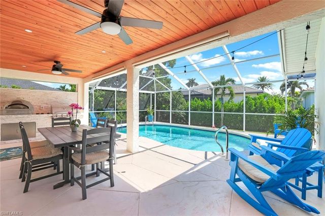 711 Tigertail CT, Marco Island, FL 34145