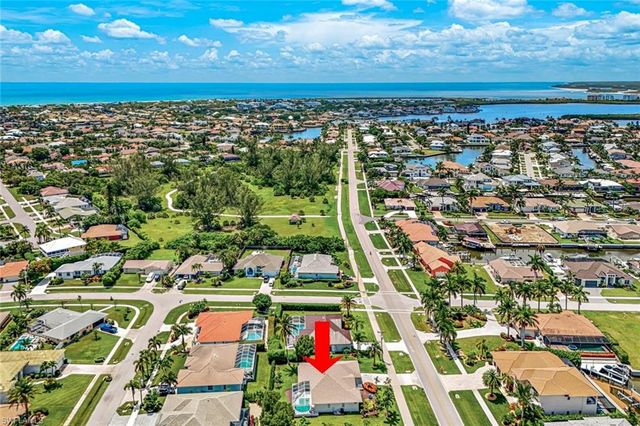 711 Tigertail CT, Marco Island, FL 34145