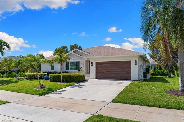 711 Tigertail CT, Marco Island, FL 34145