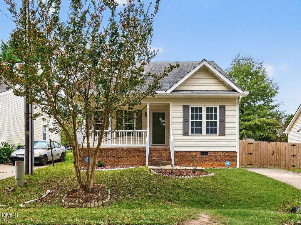 112 Burt Street, Holly Springs, NC 27540