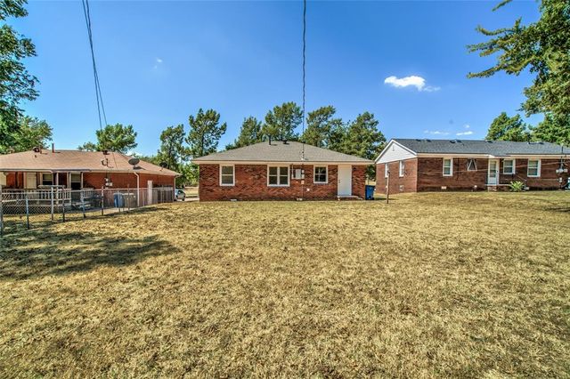 1320 S Littler Avenue, Edmond, OK 73034