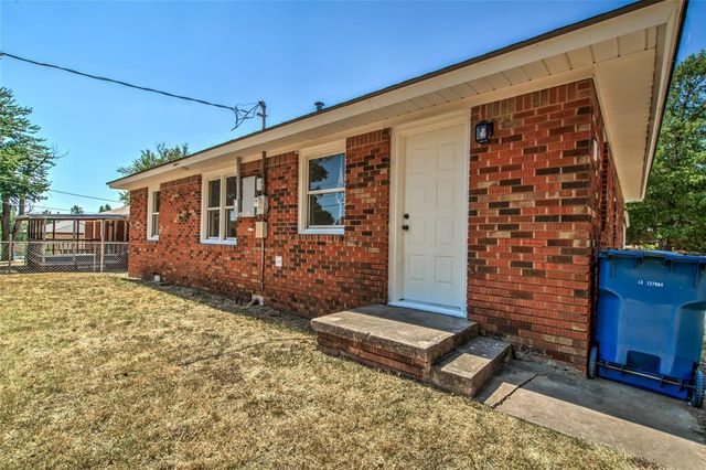 1320 S Littler Avenue, Edmond, OK 73034