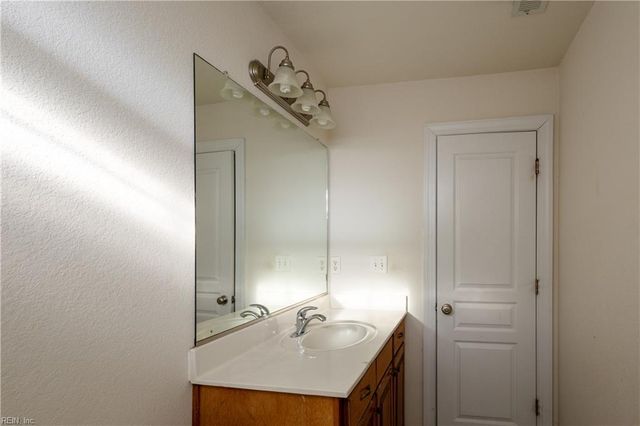 1509 Drumheller DR, Virginia Beach, VA 23464