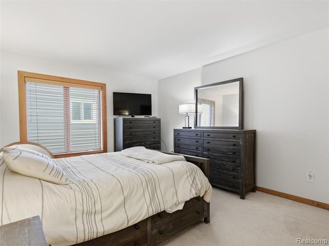 14292 Westman Drive, Fenton, MI 48430