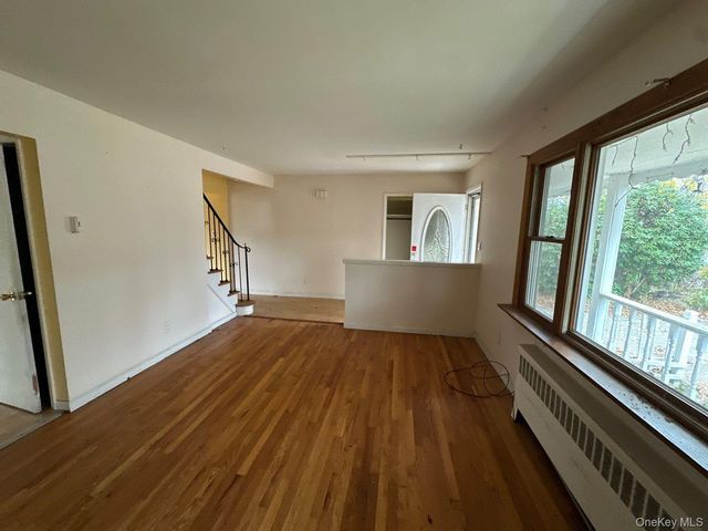 53 Grant Street, East Northport, NY 11731