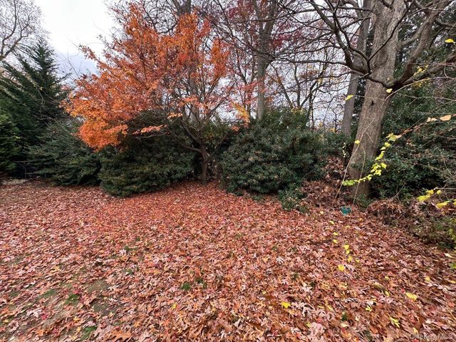 53 Grant Street, East Northport, NY 11731