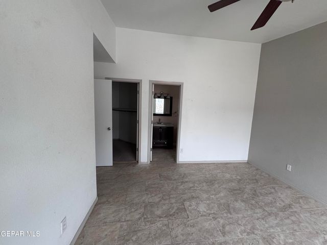 10277 Valle Suave Drive, Socorro, TX 79927