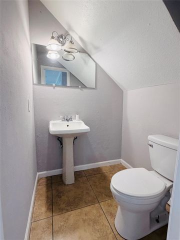 9200 W Bellfort Street 98, Houston, TX 77031