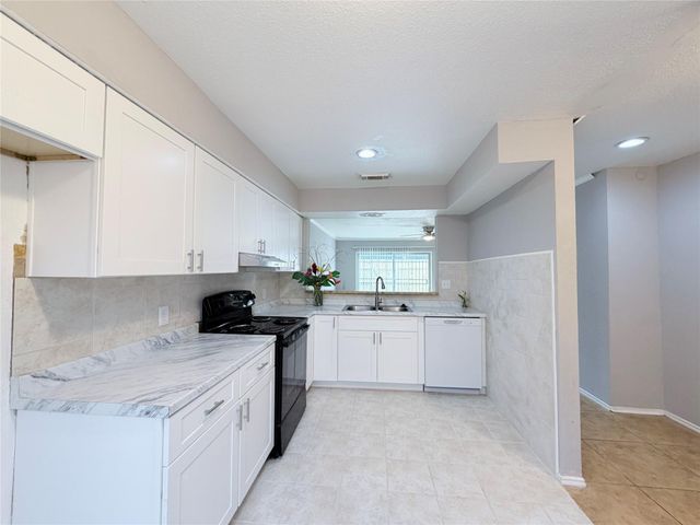 9200 W Bellfort Street 98, Houston, TX 77031