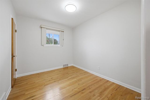 6326 Lathers Street, Garden City, MI 48135