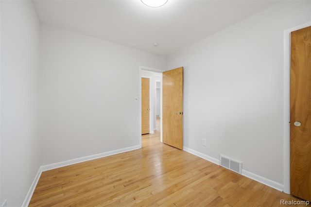 6326 Lathers Street, Garden City, MI 48135