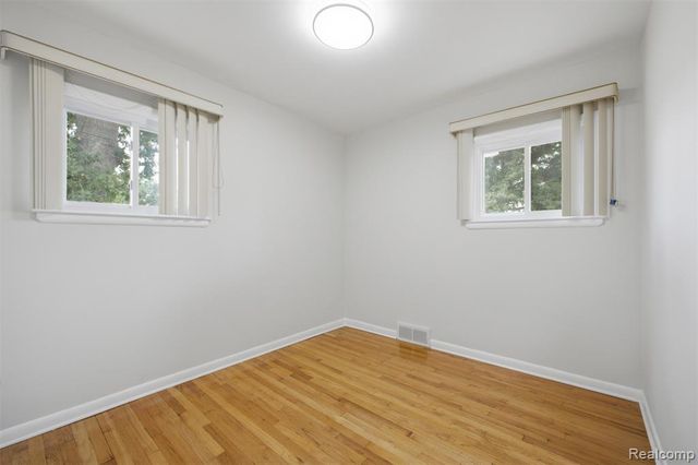 6326 Lathers Street, Garden City, MI 48135