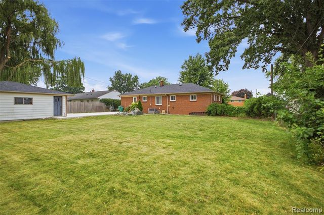 6326 Lathers Street, Garden City, MI 48135