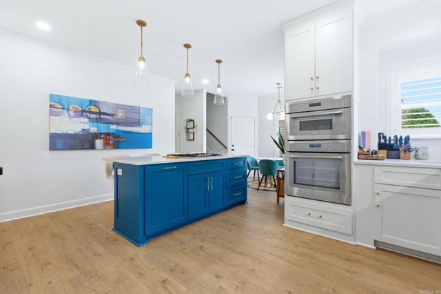 210 Buckland Circle, Little Rock, AR 72223