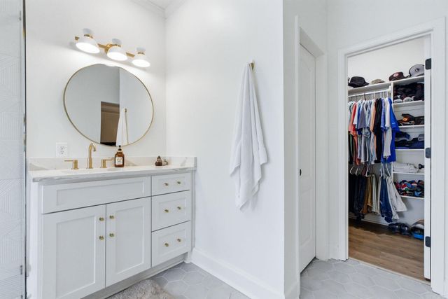 210 Buckland Circle, Little Rock, AR 72223